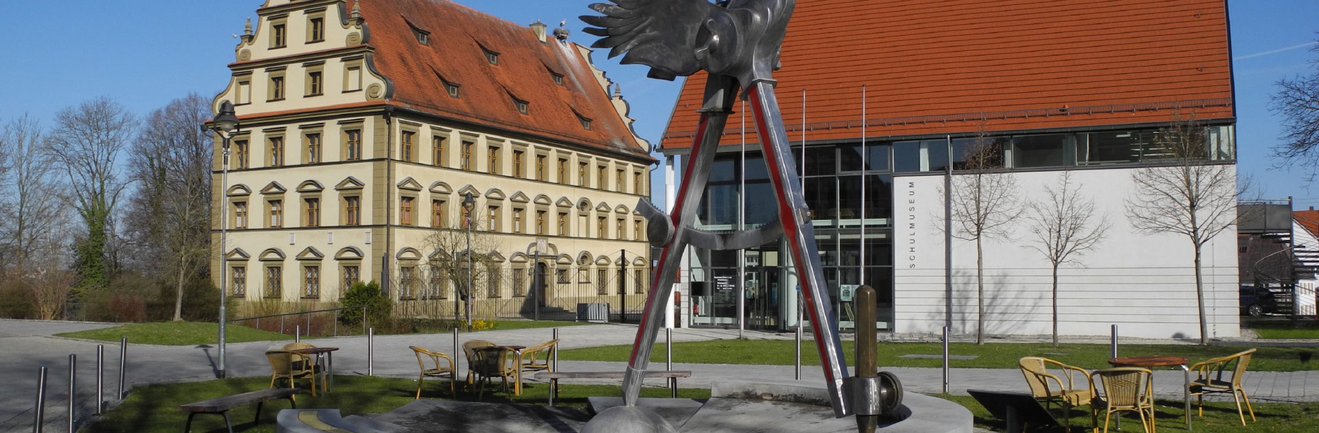 header-start Ansicht Schulmuseum Ichenhausen von außen