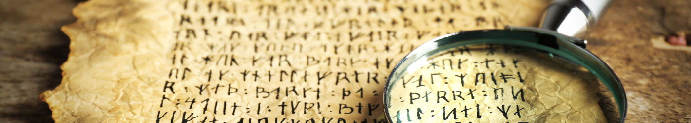 Hieroglyphen auf Pergament